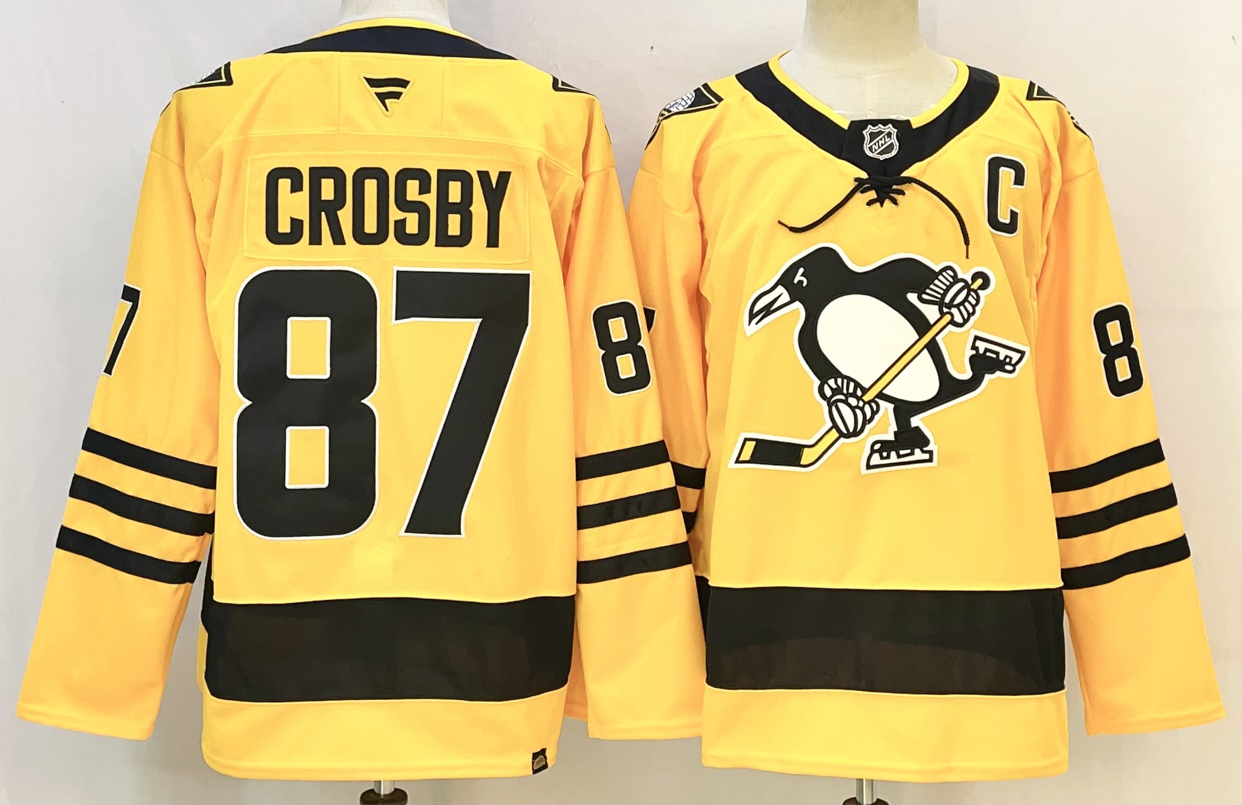 Men's Pittsburgh Penguins #87 Sidney Crosby Gold 2025/26 With C Patch Alternate Stitched Hockey Jersey Men's Pittsburgh Penguins #87 Sidney Crosby Gold 2025/26 With C Patch Alternate Stitched Hockey Jersey