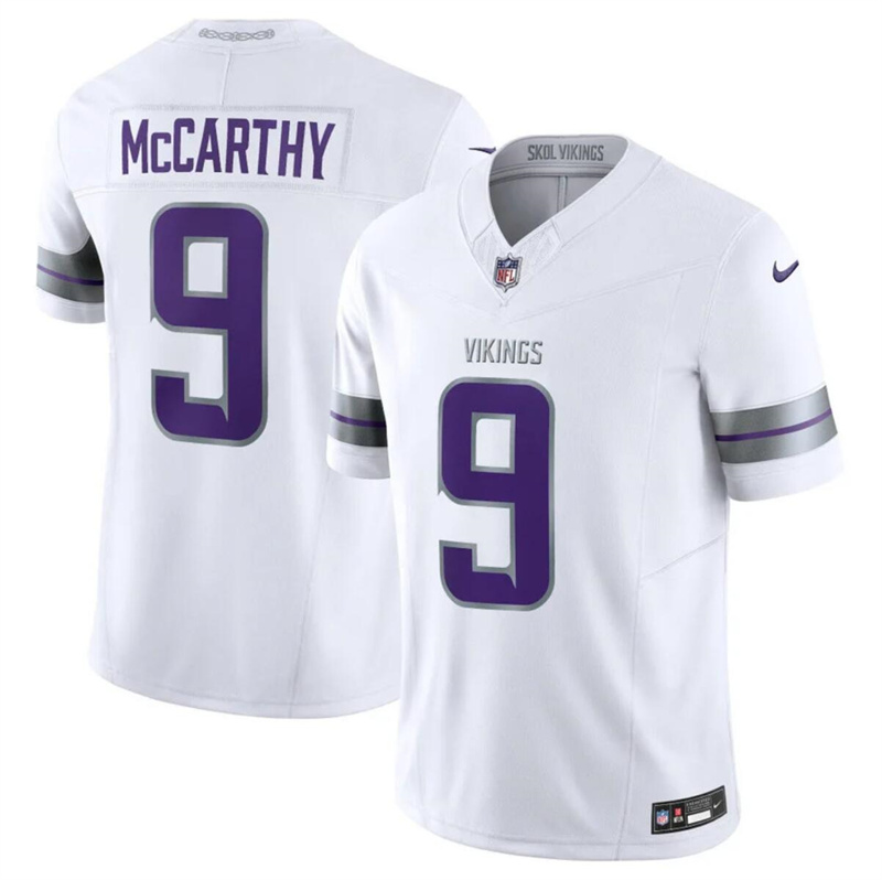 Youth Minnesota Vikings #9 J.J. McCarthy White F.U.S.E. Winter Warrior Limited Stitched Jersey Youth Minnesota Vikings #9 J.J. McCarthy White F.U.S.E. Winter Warrior Limited Stitched Jersey